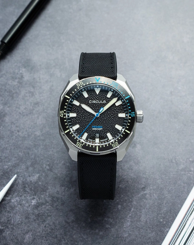 Circula: ProSea Automatic mit schwarzem Zifferblatt