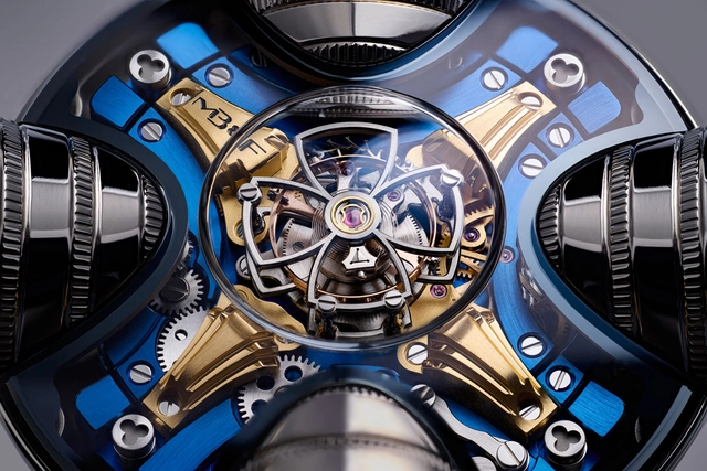 MB&F HM11 Art Deco: das Zentraltourbillon