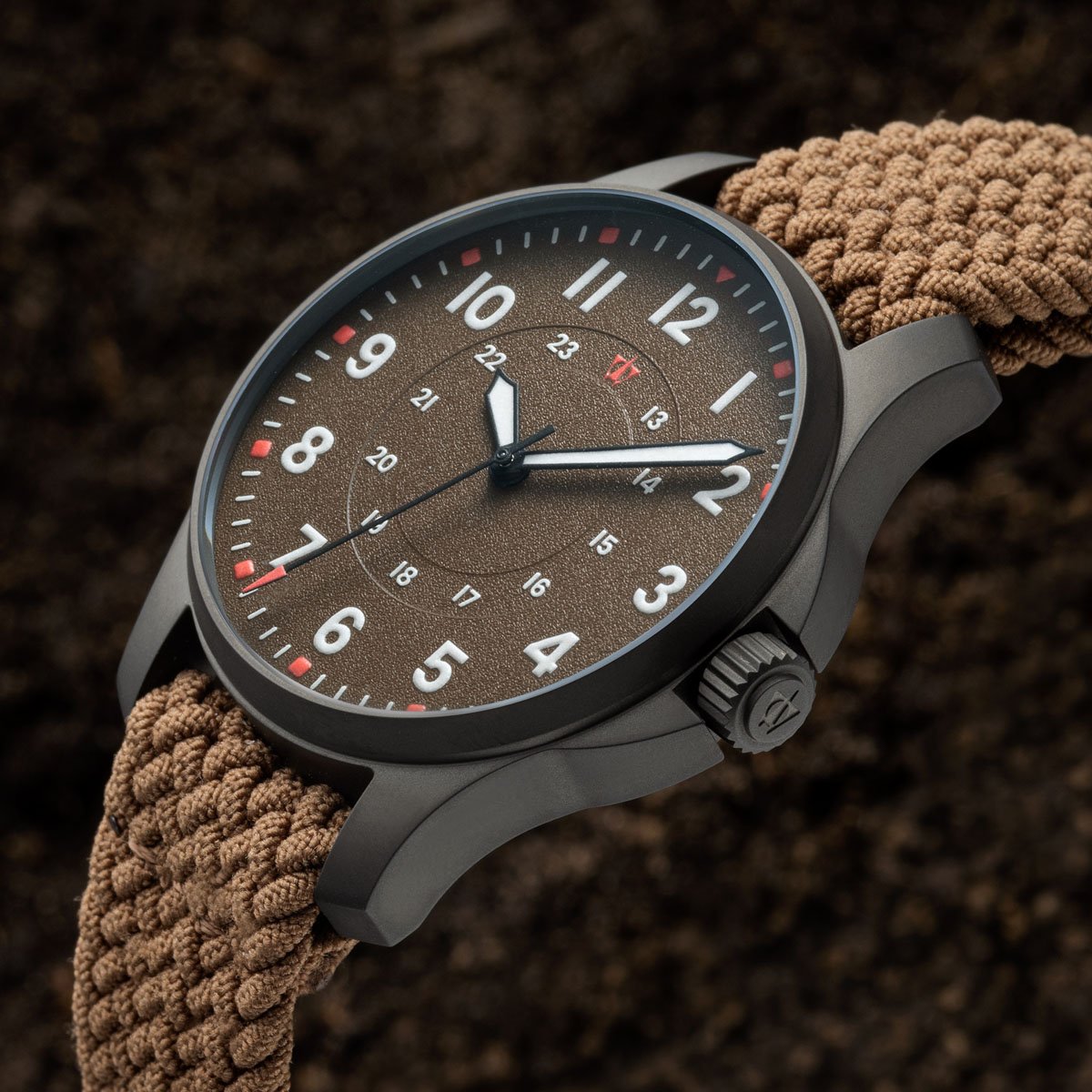 Stowa-Fieldwatch-Terra-braun-Halbseite.jpg