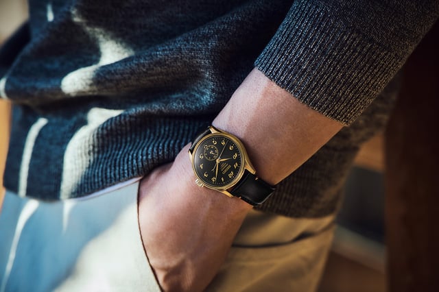 Seiko Presage Classic Series Craftsmanship Urushi-Lack HCC006J1: Uhr am Handgelenk