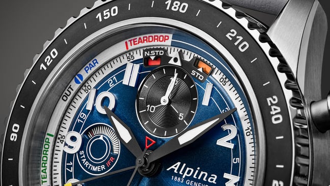 Detail, zifferblatt der Watch Angels x Alpina Startimer Pilot Chronograph Automatic IFR