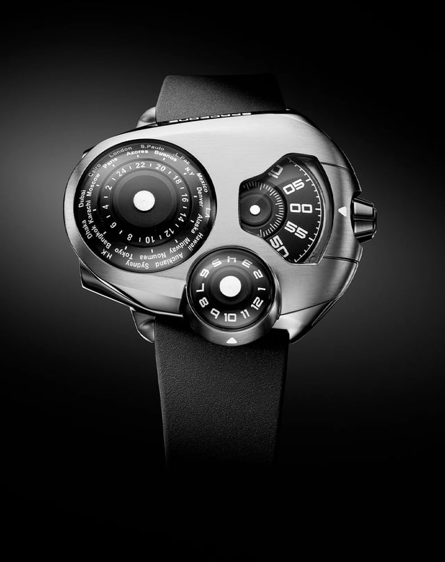 SpaceOne – WorldTimer Titanium, futuristische Weltzeituhr aus Titan