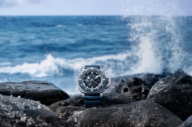 Panerai: Submersible GMT PAM01495