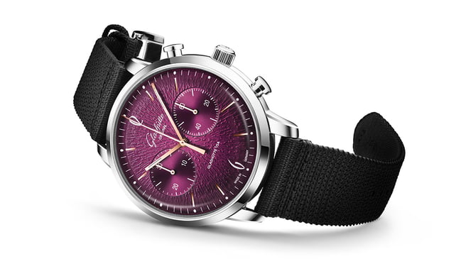 Glashütte Original Sixties Chronograph Jahresedition 2026, Ref. 1-39-34-08-22-04, Frontansicht Uhr