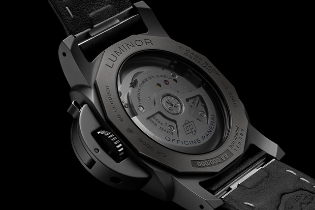 Panerai – Luminor GMT Ceramica PAM01460, ikonische Taucheruhr mit Keramikgehäuse und Automatikwerk