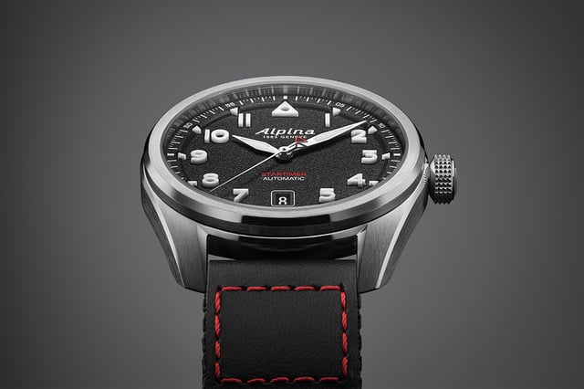 Alpina Startimer Pilot Automatic, Edelstahluhr mit schwarzem Zifferblatt