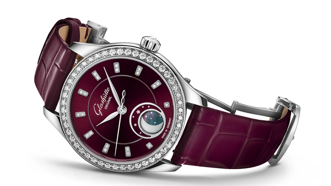 Glashütte Original Serenade Luna in violett