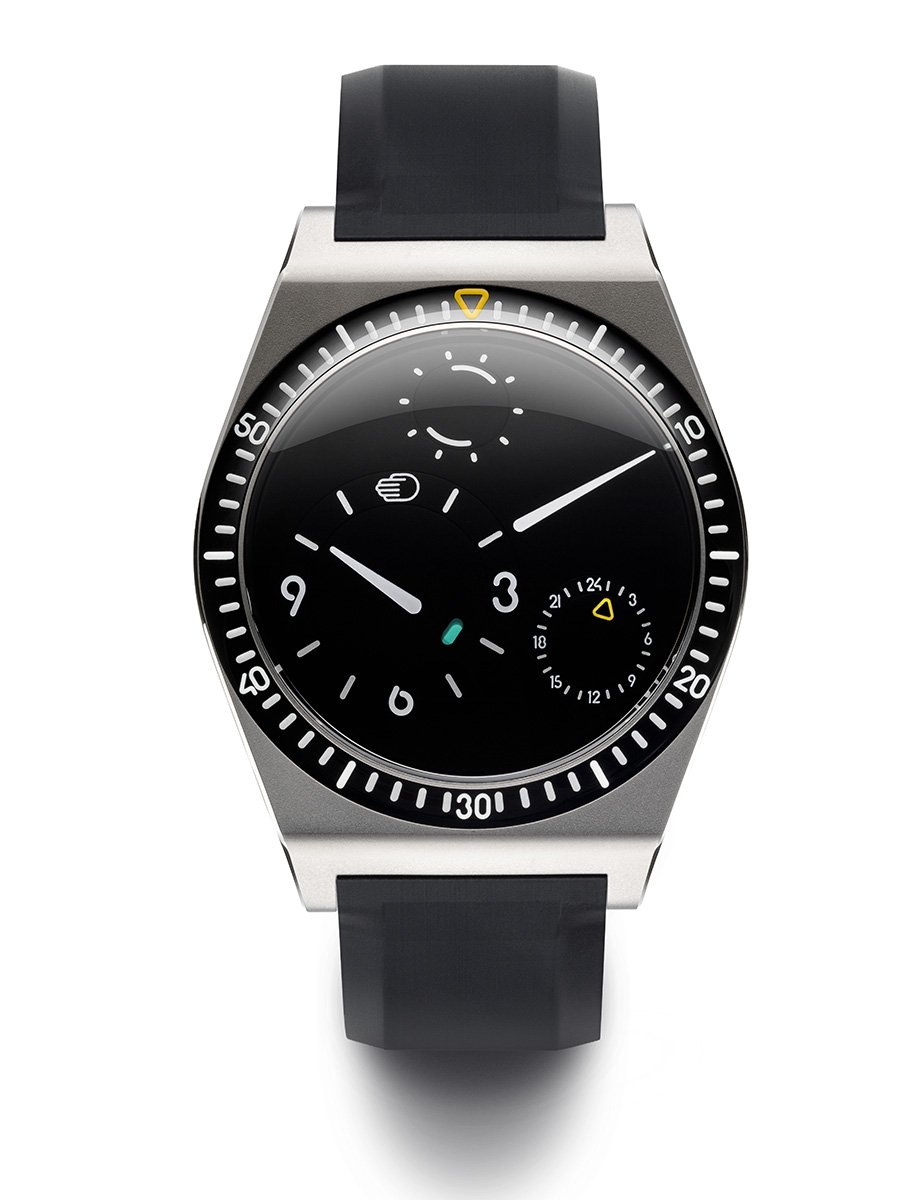 Ressence Type 7 Black: Frontansicht Uhr
