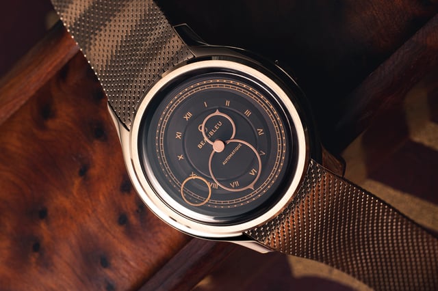 Beaubleu × Monnaie de Paris: La Pièce N°1 mit römischen Ziffern in der Farbvariante Moka