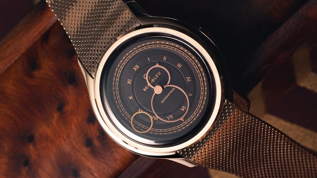 Beaubleu × Monnaie de Paris: La Pièce N°1 mit römischen Ziffern in der Farbvariante Moka