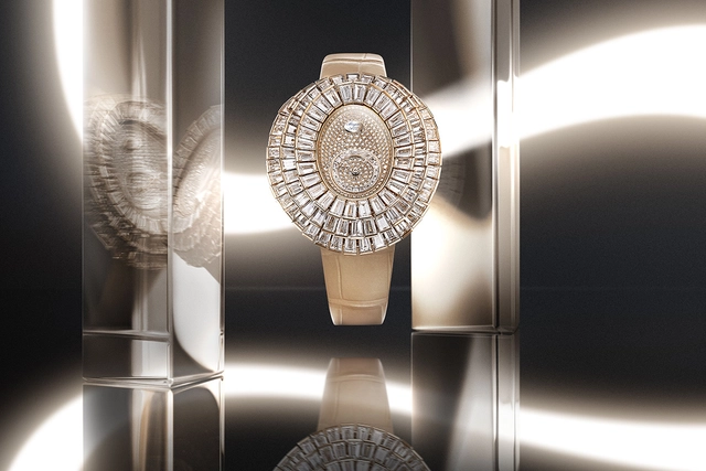 Breguet Reine de Naples Crazy Flower