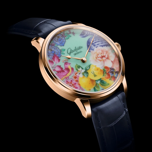Glashütte Original: Senator Meissen Edition Dekorwelten Kratervase