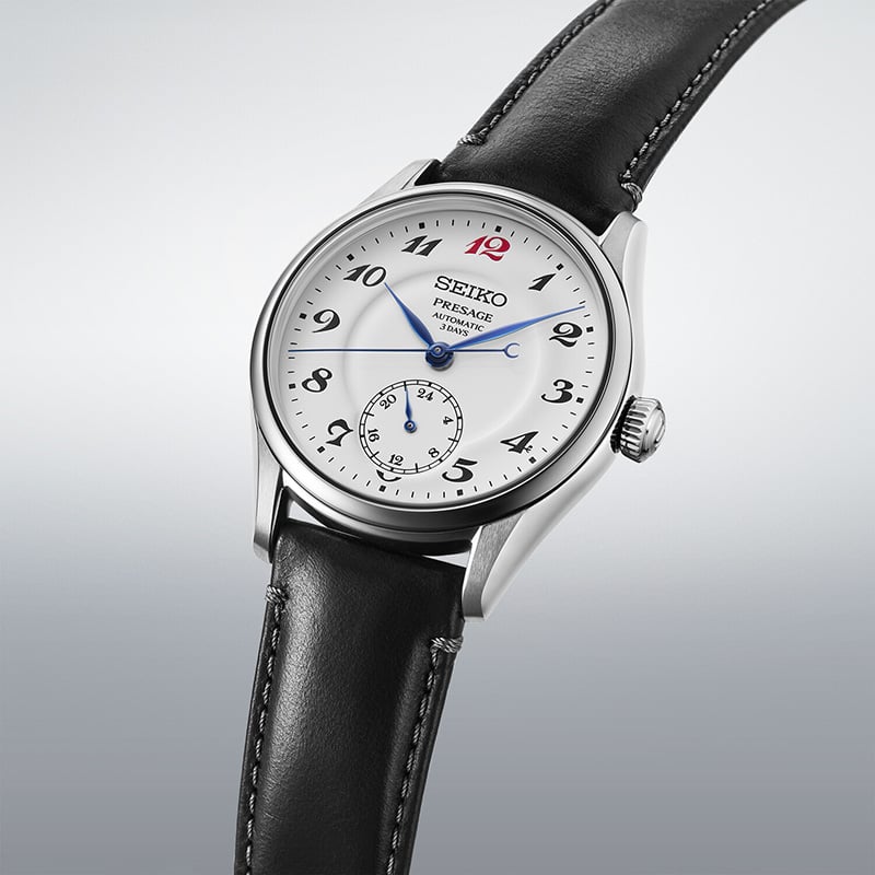Seiko Presage Classic Series Craftsmanship Emaille HCC005J1: Ansicht einer Uhr leicht schräg