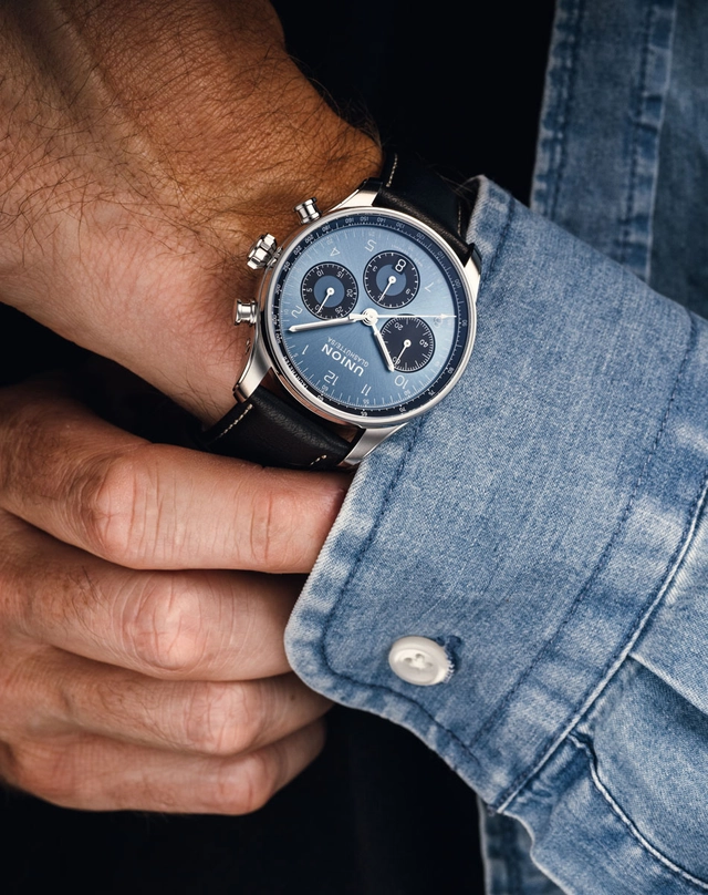 Union Belisar Chronograph 40 mm eisblau Wristshot