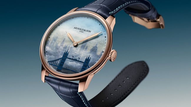 Arnold & Son: HM London Skyline in Rotgold