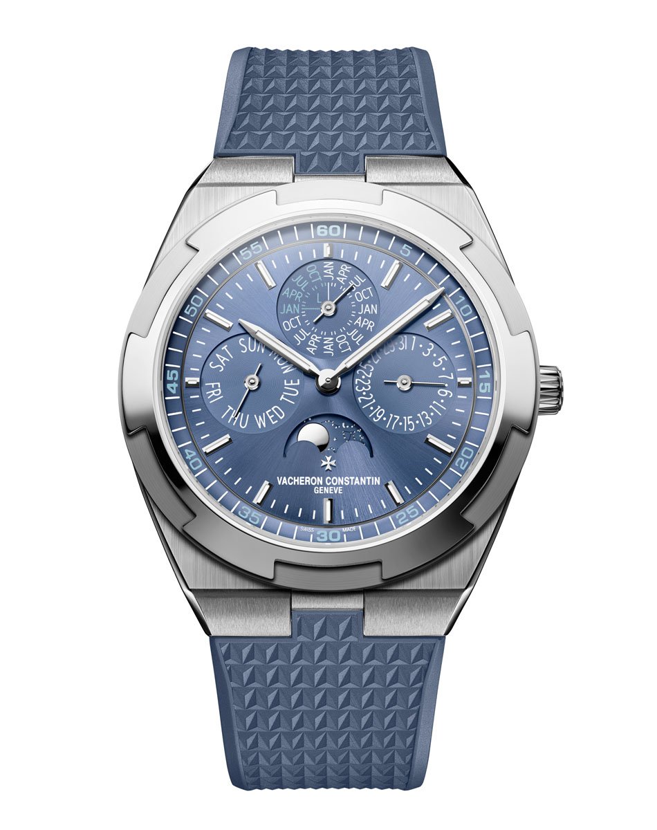 Vacheron Constantin: Overseas Ewiger Kalender extra-flach Azurblau mit blauem Kautschukband