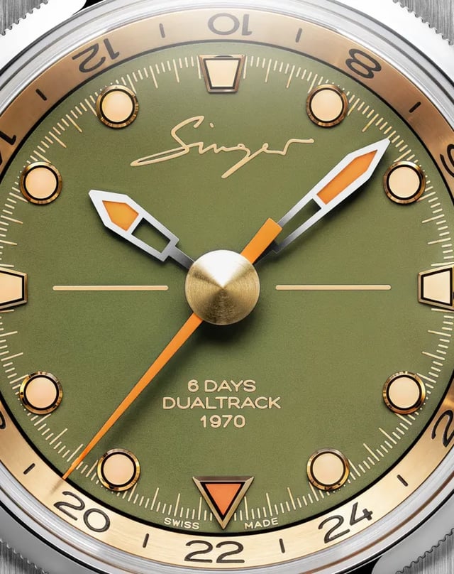 Singer Reimagined – 1970 DualTrack, Handaufzugsuhr aus Edelstahl mit grünem Zifferblatt und GMT-Funktion