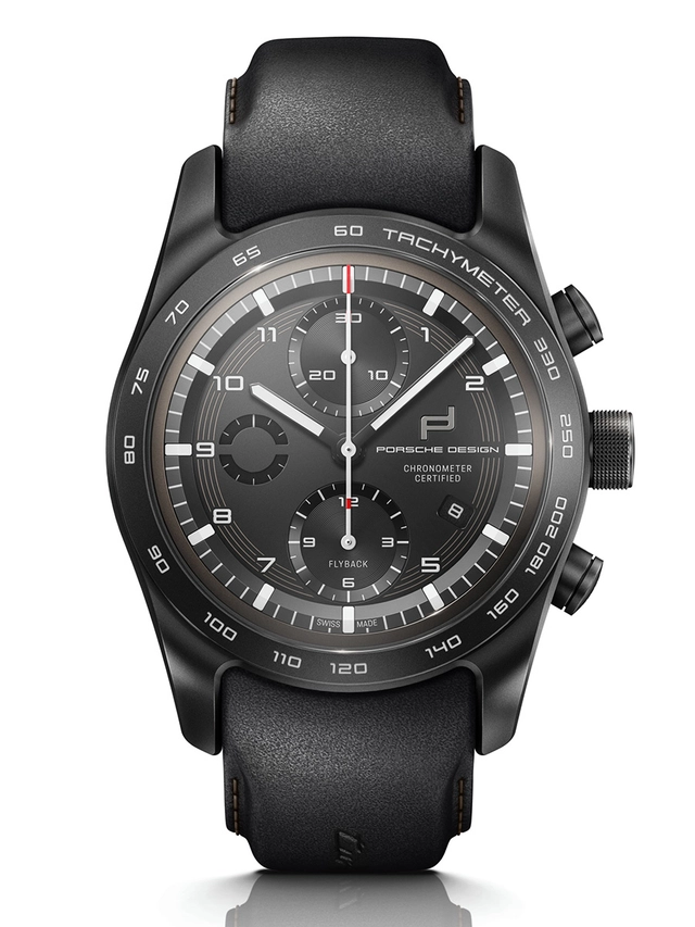 Porsche Design, Referenz M01_CBTP Turbo S, Uhr vor weißem Hintergrund