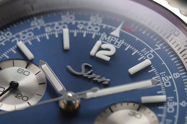 Sinn: 903 Ti II Jubiläum Close-up