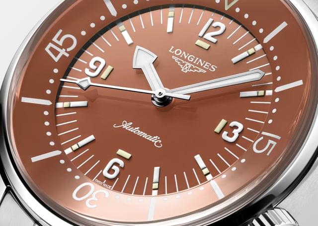 Longines Legend Diver mit terrakottafarbenem Zifferblatt