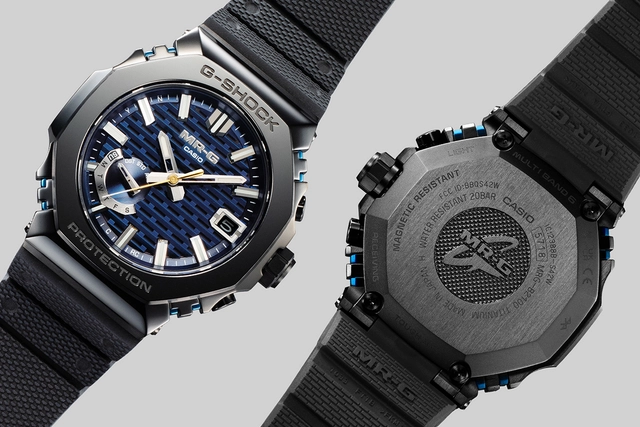 G-Shock MRG-B2100R, Uhr Ansicht von vorne und von hinten