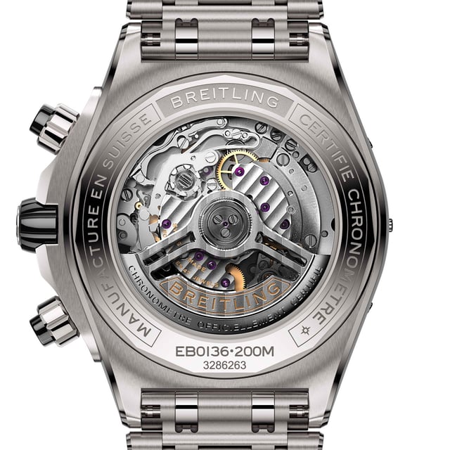 Breitling-Super-Chronomat-B01-44-Titan-Kaliber-B01