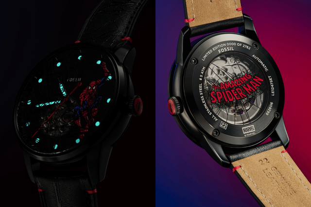 Die Marvel Spider-Man Uhr im Dunkelmodus und von hinten