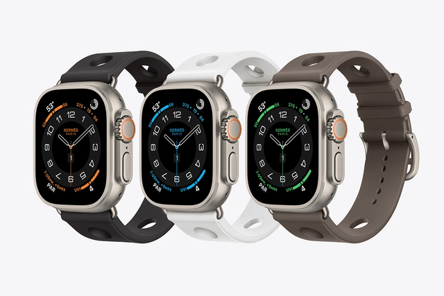 Apple Watch Hermès-Kollektion mit Scub’H Diving-Armband aus Kautschuk und Titan-Schließe