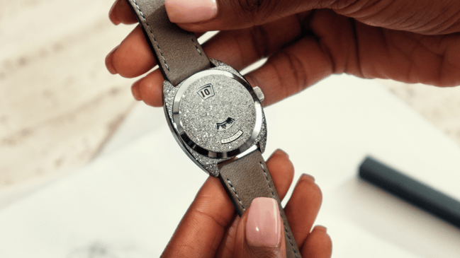 Bremont – Terra Nova Jumping Hour, ausgefallene Uhrenkreation mit springender Stunde