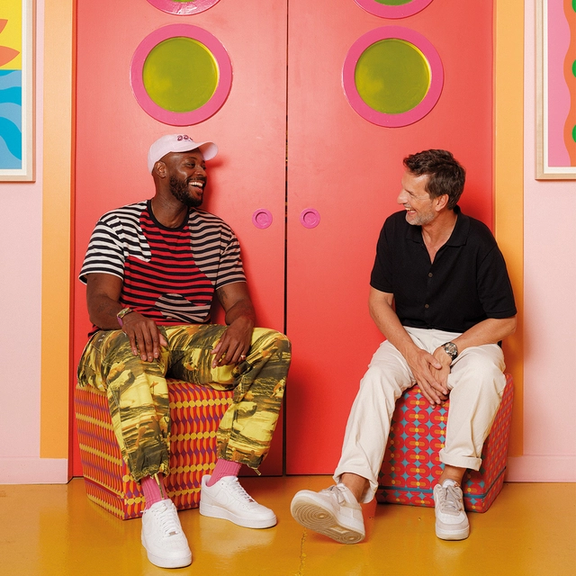 Künstler Yinka Ilori und MB&F Gründer Maximilian Büsser