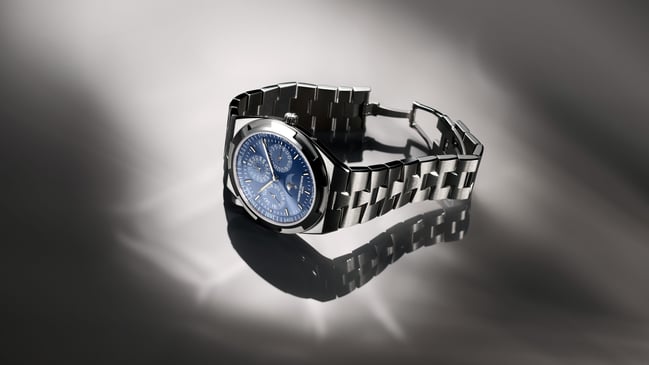 Vacheron Constantin: Overseas Ewiger Kalender extra-flach in Azurblau