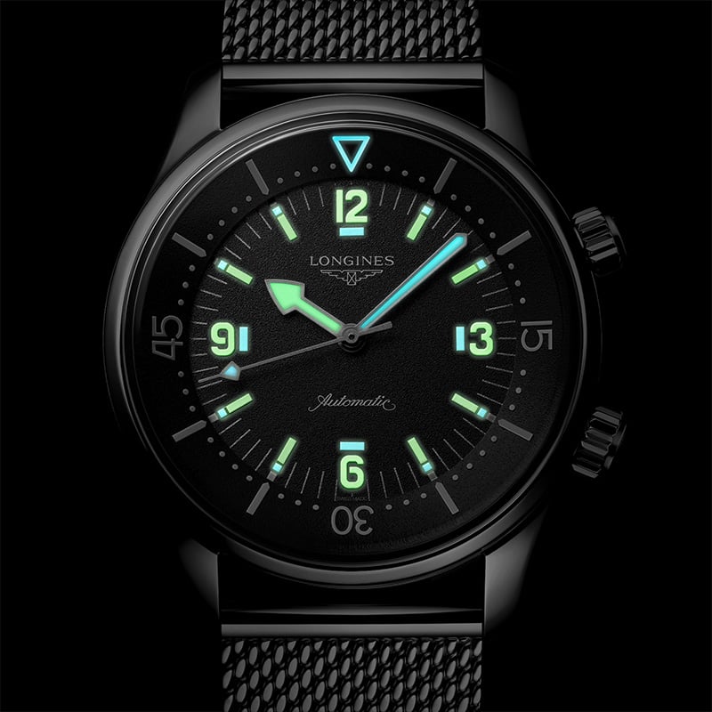 Longines Legend Diver 59, L3.795.4.59.9, Zifferblatt Nachtaufnahme