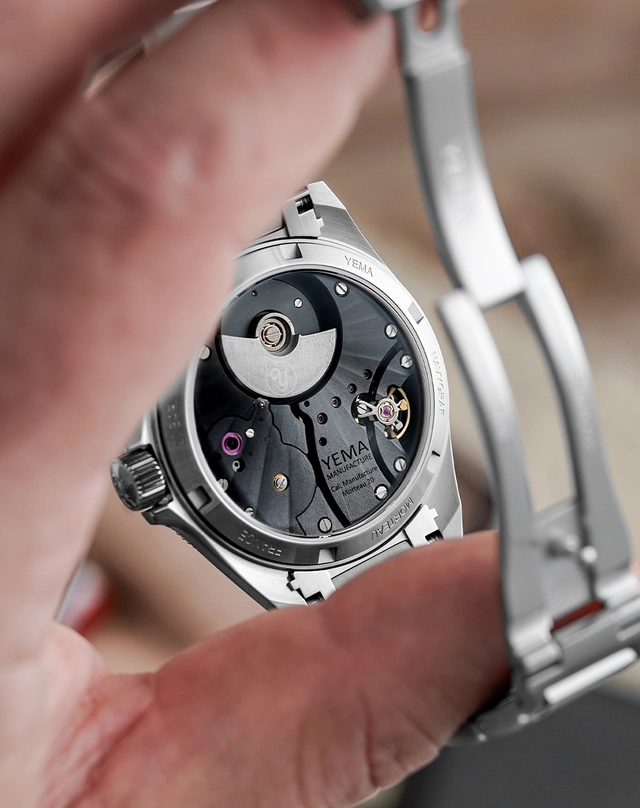 Yema Navygraf Pearl CMM.20, Taucheruhr mit Automatikkaliber und Mikrorotor