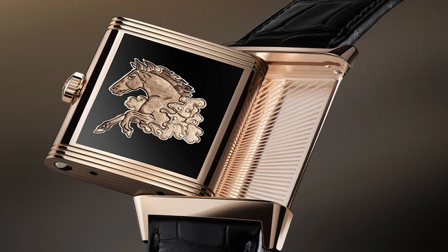 Jaeger-LeCoultre Reverso Tribute Enamel Horse geöffnet