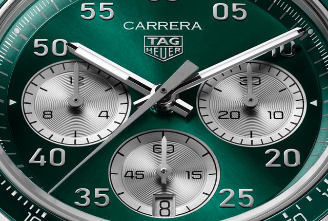 der grüne TAG Heuer Carrera Chronograph Sport