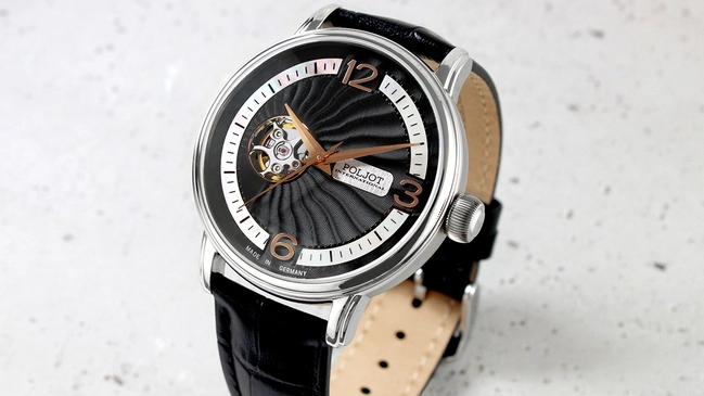 Poljot: Jaros Open, Edelstahl und schwarzes Zifferblatt