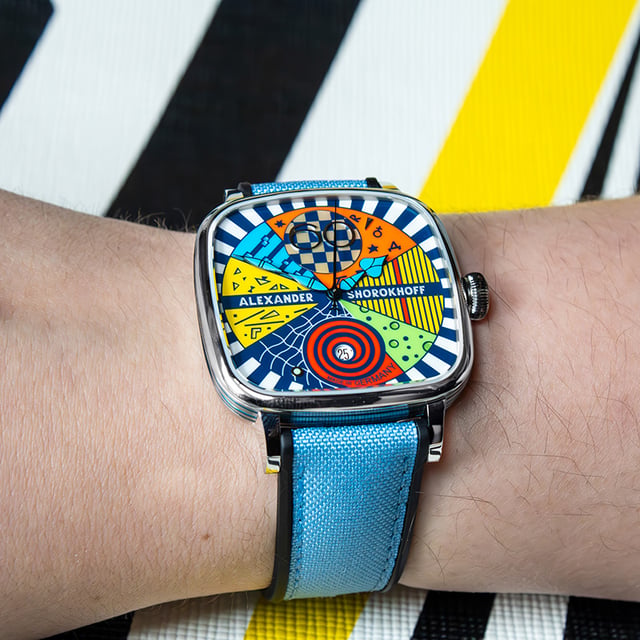 Alexander Shorokhoff Kandy Avantgarde Blue, Wristshot