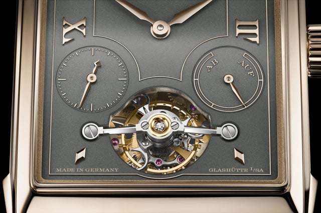 A-Lange-Soehne-Cabaret-Tourbillon-Honeygold-Zifferblattausschnitt