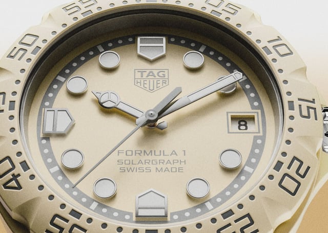 Nahaufnahme des Zifferblatts der TAG Heuer Formula 1 Solargraph 38mm Pastell in gelb