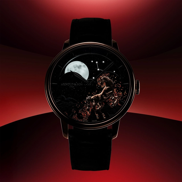 Arnold & Son: Perpetual Moon 41.5 Red Gold "Year of the Horse" bei Nacht 