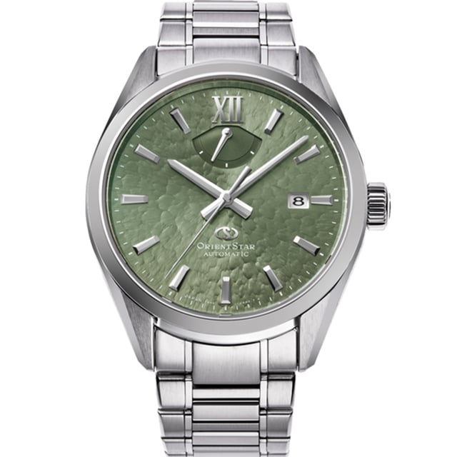 Frontansicht der Orient Star M34 F8 Date