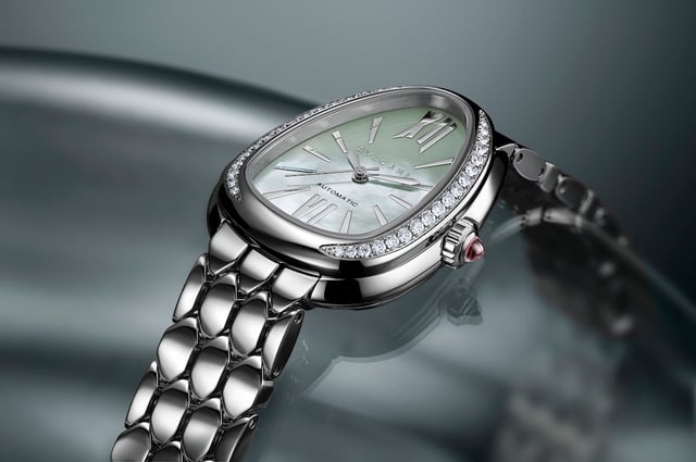 Detail und zifferblatt der Bucherer Exclusives Bvlgari Serpenti Seduttori Automatic