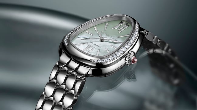 Detail und zifferblatt der Bucherer Exclusives Bvlgari Serpenti Seduttori Automatic