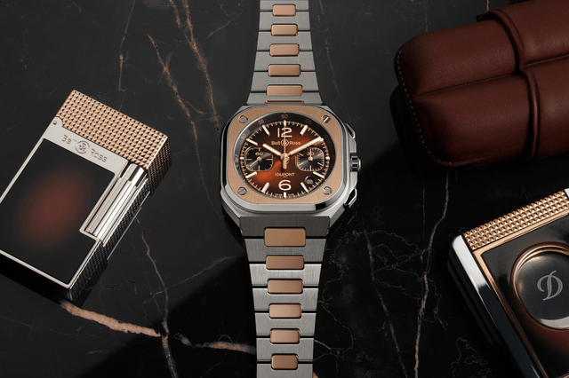 Front der Bell & Ross BR-05 CHRONO S.T DUPONT mit Armband