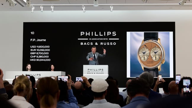 01_Saleroom Shot - Lot 10 FPJourne-Phillips New York