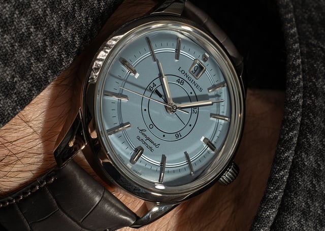 Longines Conquest Heritage Central Power Reserve 2026: Wristshot am Handgelenk