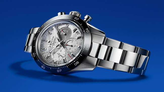 Zenith Chronomaster Sport Meteorite liegend