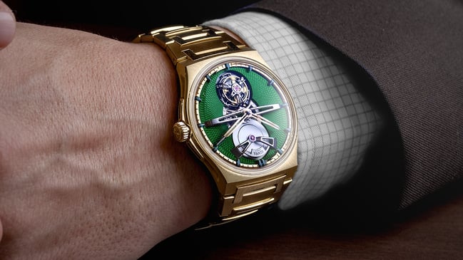 Czapek Antarctique Tourbillon Victory Green: Wristshot Uhr am Handgelenk