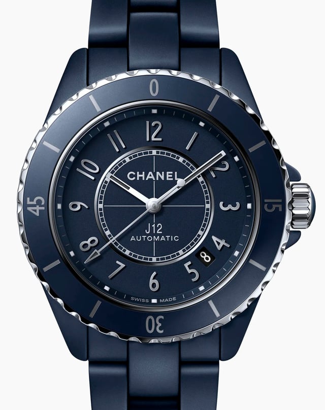 Chanel: J12 38mm im mattblauer Keramik und Edelstahl