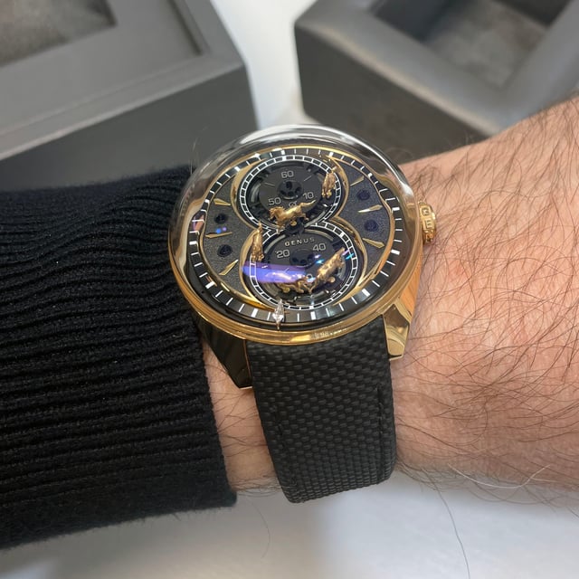 5 PS am Handgelenk: Genus GNS2 Eternal Gallop in Roségold